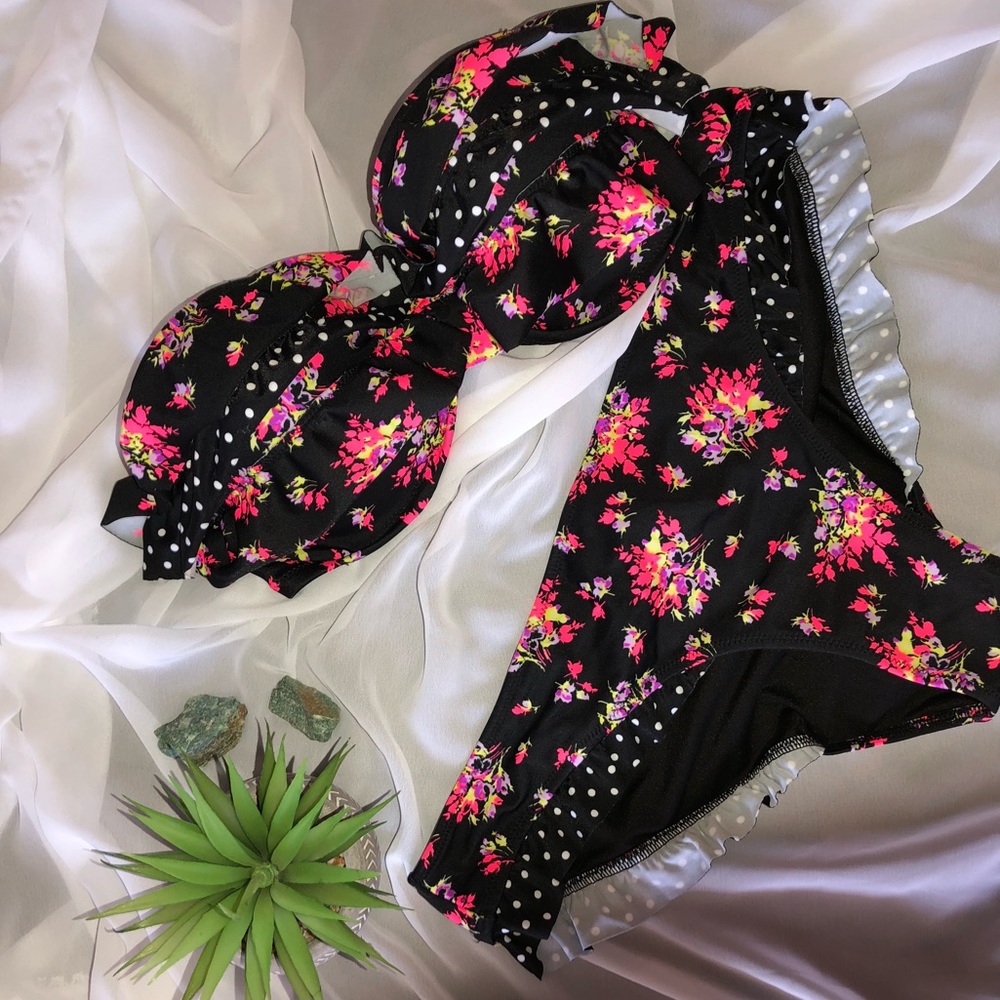 Victoria’s Secret Bikini